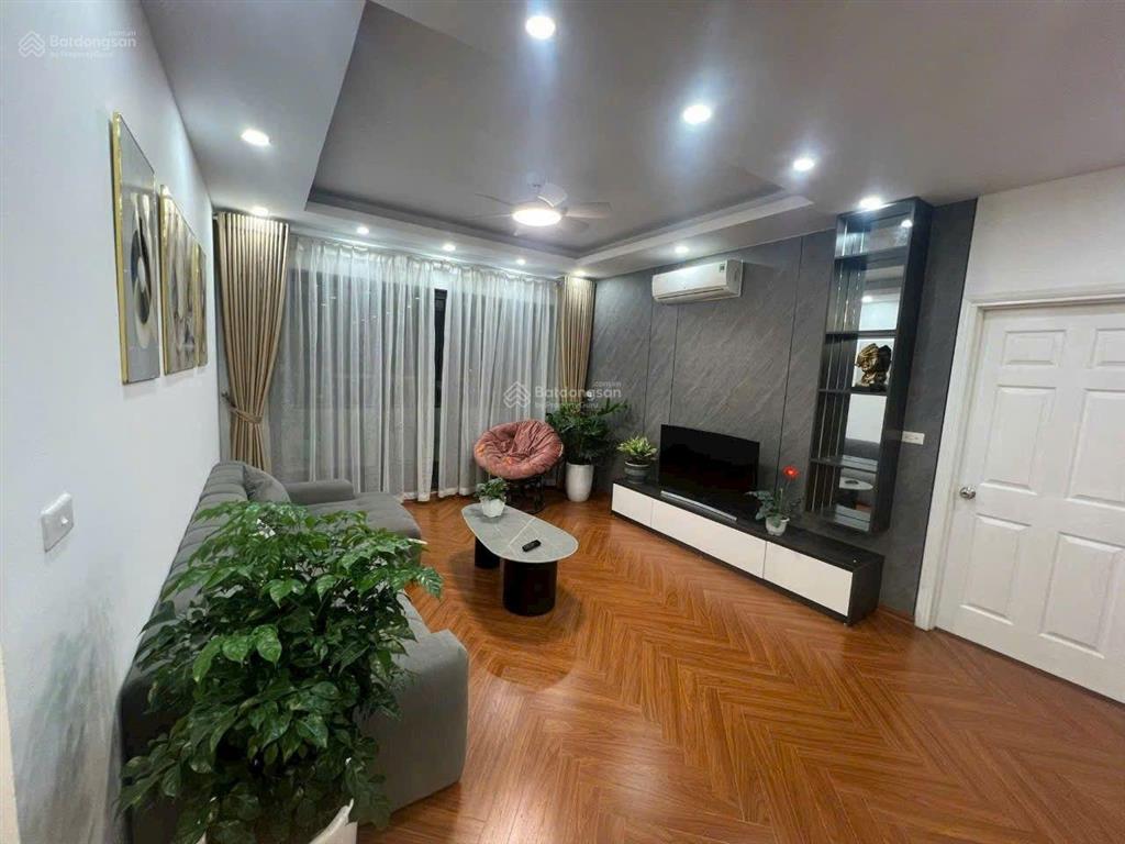 Cho thuê căn 88m2, 2pn  2vs cc the pride  tố hữu  hà đông