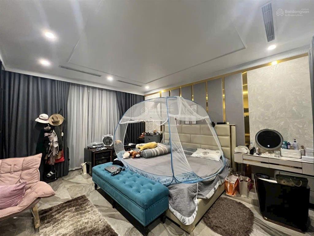 Chính chủ tôi bán biệt thự nam cường 200m2 view công viên cực thoáng, full nội thất xịn sò