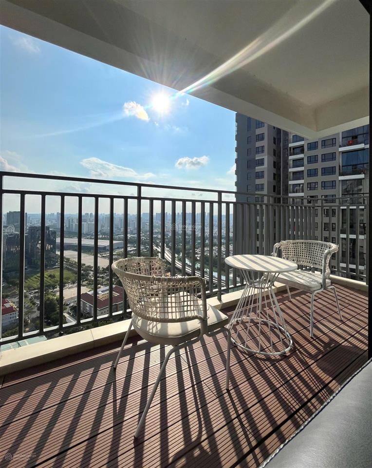 The view vị trí góc 147m2 tầng cao nhà đẹp giá tốt nhất 11.8 tỳ