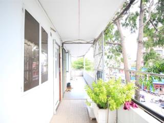 Cho thuê căn hộ 120  122 đường khánh hội, kề tt thể dục thể thao quận 4, có nội thất 4,5tr/tháng