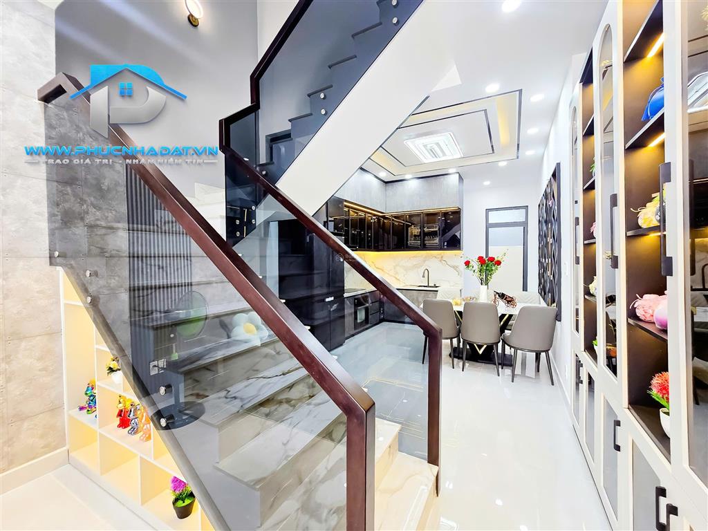 Dừng khoảng 2s  cơ hội sở hữu nhà quận 7 giá cực hời!  giá 7.45 tỷ, 4x16m