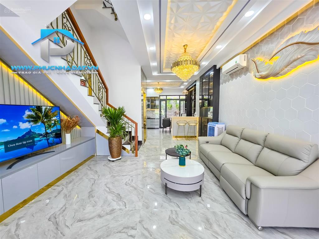 Quá mê nhà phố hiện có thang máy nằm trong khu dân cư compoud có bảo vệ huỳnh tấn phát  giá 9.4 tỷ