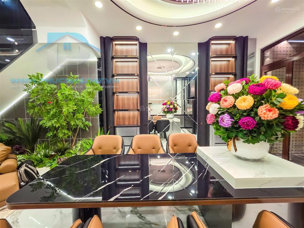 Đẳng cấp nhà hiện đại view sông rất thoáng mát phú mỹ quận 7 ngay phú mỹ hưng  giá 16,9 tỷ, 5x18m
