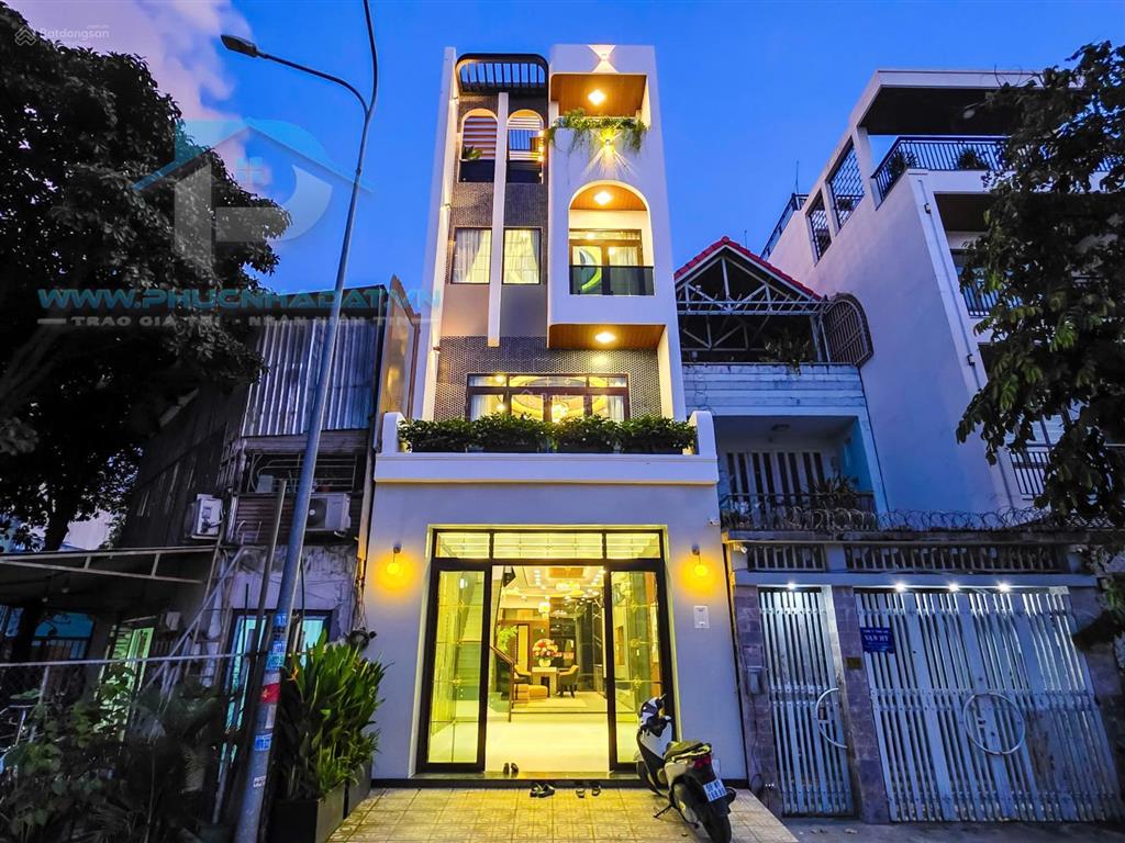 Đẳng cấp nhà hiện đại view sông rất thoáng mát phú mỹ quận 7 ngay phú mỹ hưng  giá 16,9 tỷ, 5x18m
