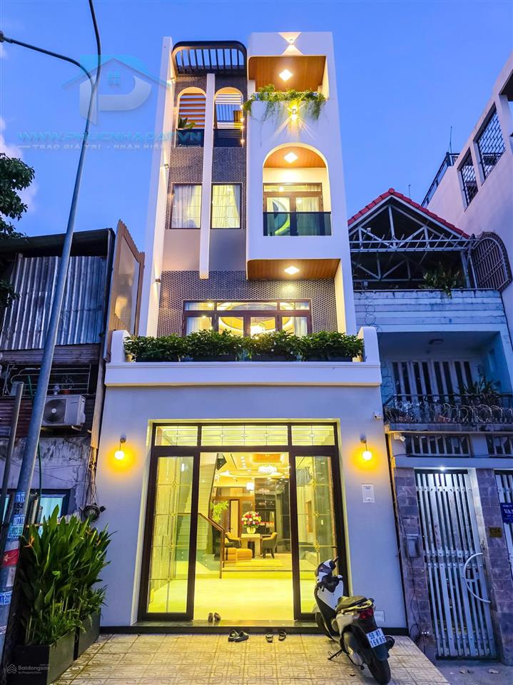 Đẳng cấp nhà hiện đại view sông rất thoáng mát phú mỹ quận 7 ngay phú mỹ hưng  giá 16,9 tỷ, 5x18m