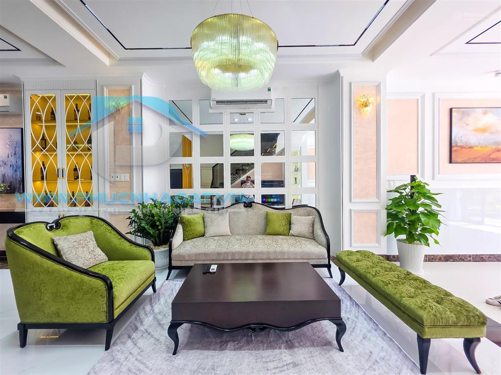 Phải thật nhanh để không phải đến sau nhà phố cổ điển luxury nhà bè  giá 9.8 tỷ, 5x17m