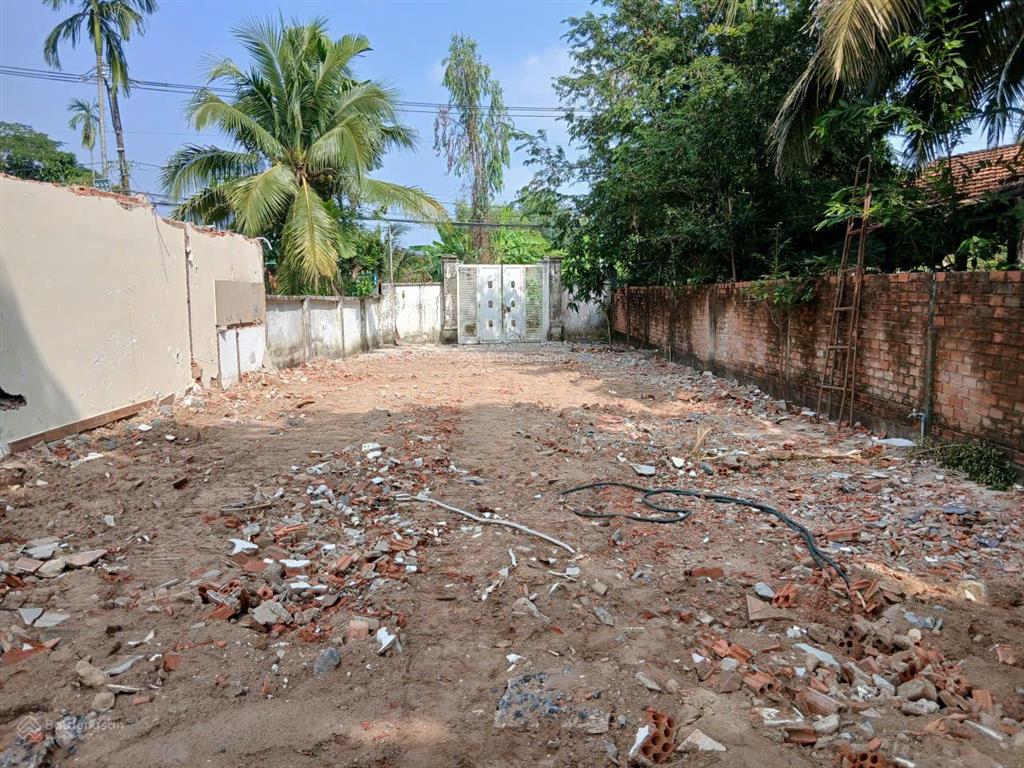 Bán đất tại long phước, 6,4 tỷ, 300m2, mặt tiền 8m, pháp lý đầy đủ, q9, hcm