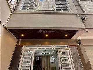 Bán nhà văn cao có dòng tiền thuê người nước ngoài tốt ô tô đỗ cửa 4 tầng 58m2 vị trí đẹp