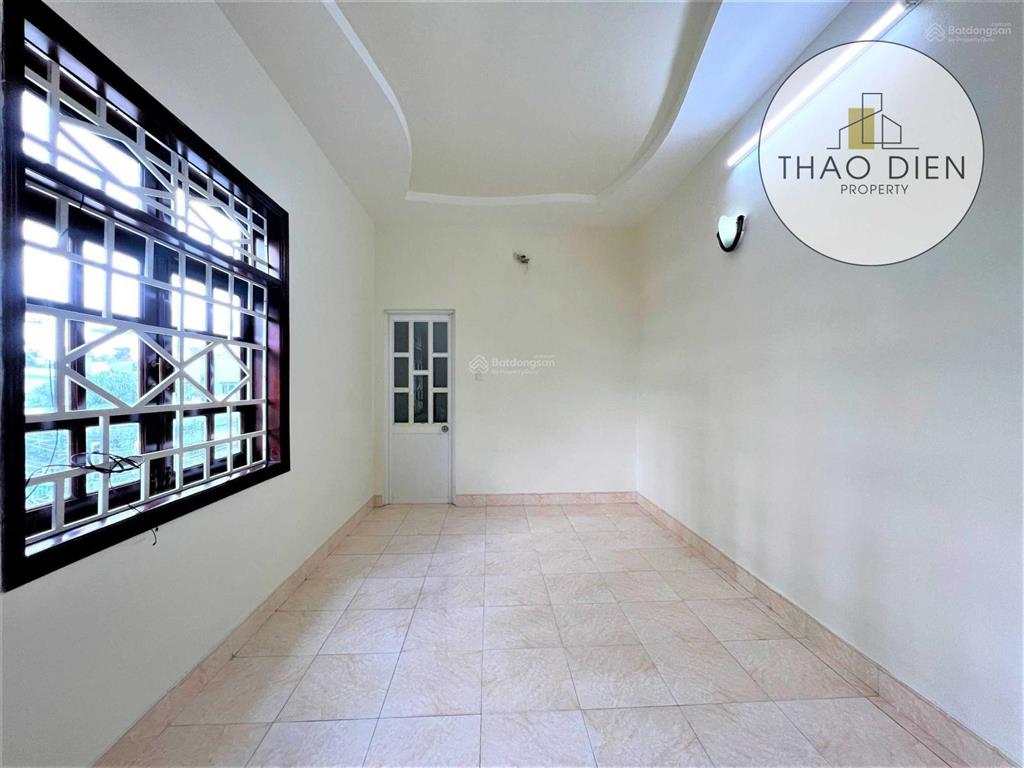 Cho thuê nhà nguyên căn thảo điền sân siêu rộng 3 xe hơi 3 lầu 5 phòng lớn để ở, văn phòng công ty
