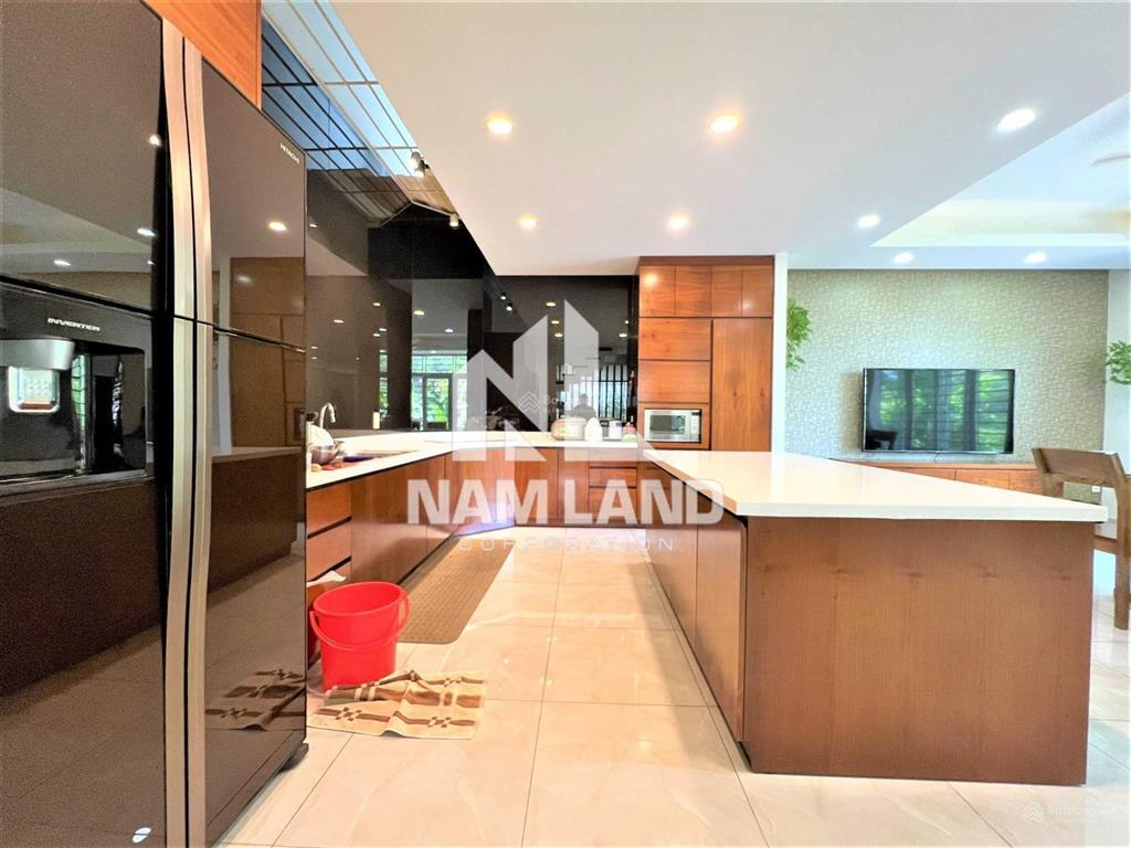 Cho thuê nhà khu villa thủ thiêm gần công viên thạnh mỹ lợi căn góc 2 mặt tiền hướng đông nam