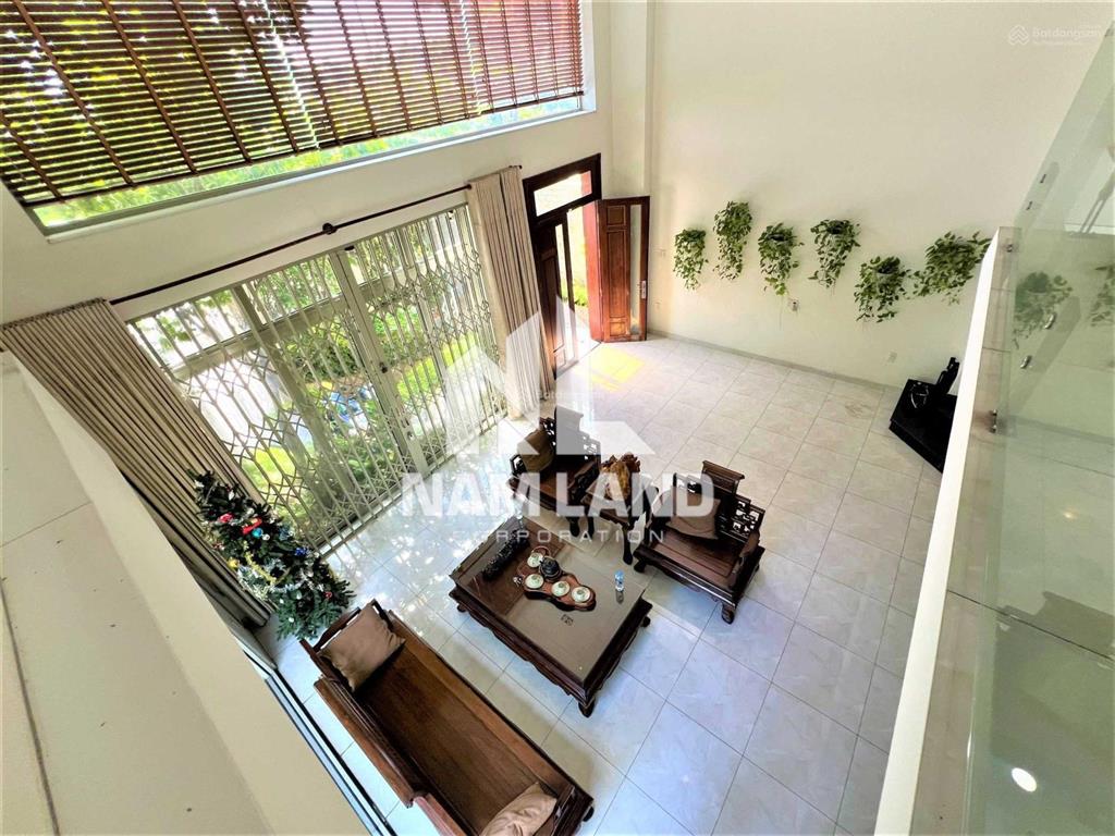 Cho thuê nhà khu villa thủ thiêm gần công viên thạnh mỹ lợi căn góc 2 mặt tiền hướng đông nam