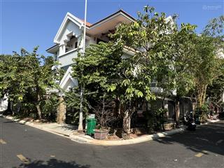 Cho thuê biệt thự giá rẻ compound nguyễn văn hưởng căn góc 2 mặt tiền 3 lầu 7 phòng làm công ty