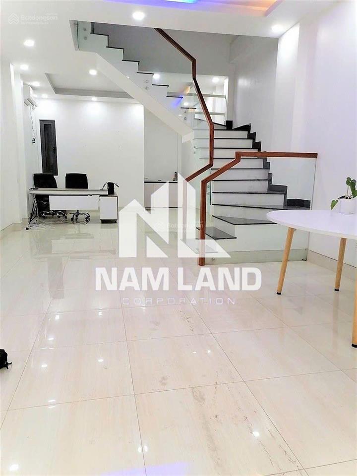 Cho thuê nhà khúc đường trần não 3 lầu 5 phòng để ở và làm văn phòng công ty chỉ có 35 triệu/tháng