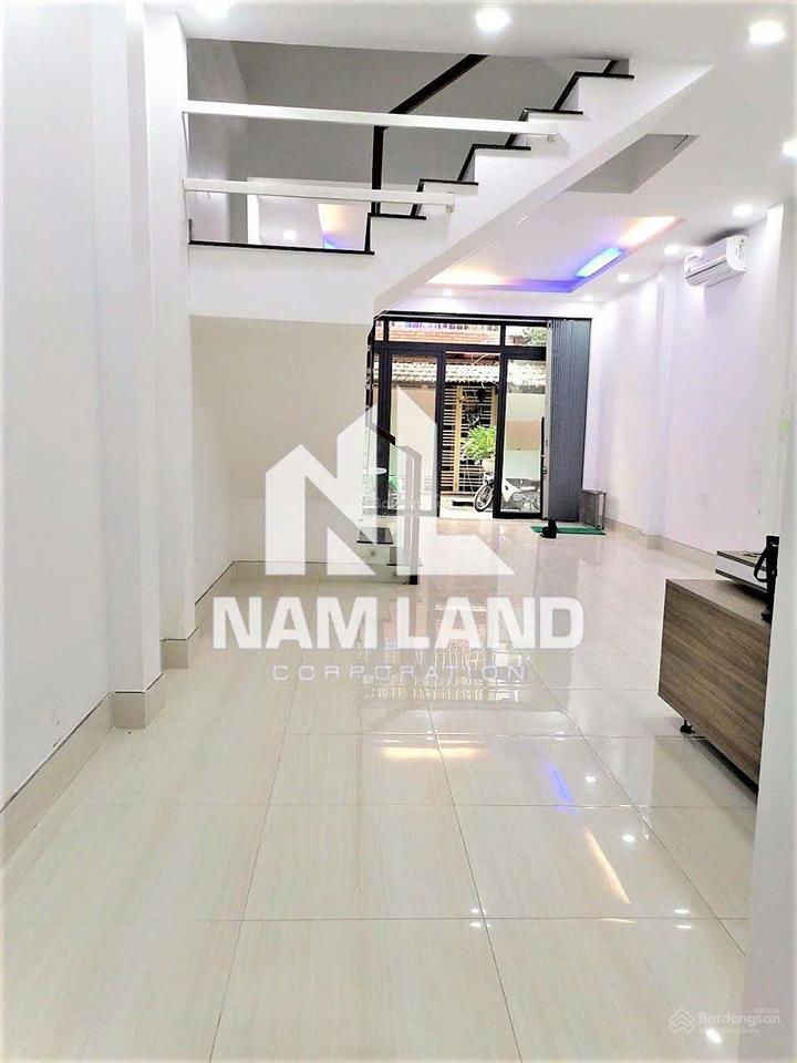Cho thuê nhà khúc đường trần não 3 lầu 5 phòng để ở và làm văn phòng công ty chỉ có 35 triệu/tháng