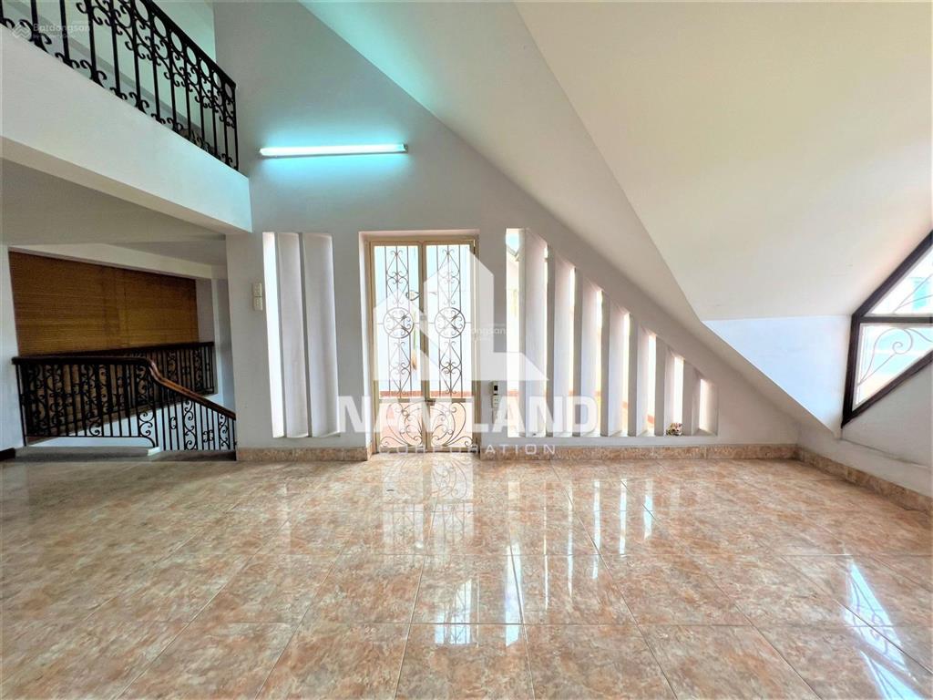 Cho thuê nhà gara 3 lầu 4 phòng 200m2, giá cực chất 30 triệu tại thân văn nhiếp, an phú, q2, hcm