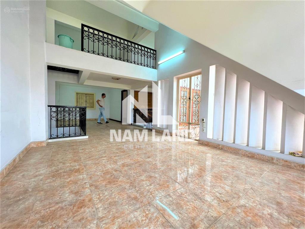 Cho thuê nhà gara 3 lầu 4 phòng 200m2, giá cực chất 30 triệu tại thân văn nhiếp, an phú, q2, hcm