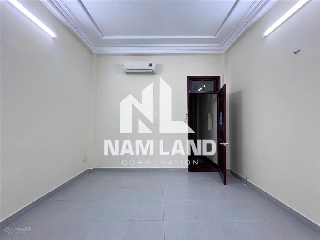 Cô nga cho thuê nhà đường 31e hướng đông nam để ở gia đình 3 lầu 4 phòng nhà trống có máy lạnh