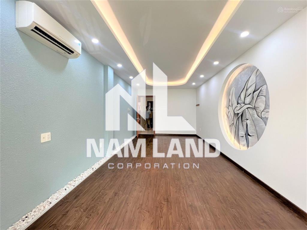 Cho thuê nhà có hầm đường cao đức lân làm văn phòng công ty, kinh doanh spa massage