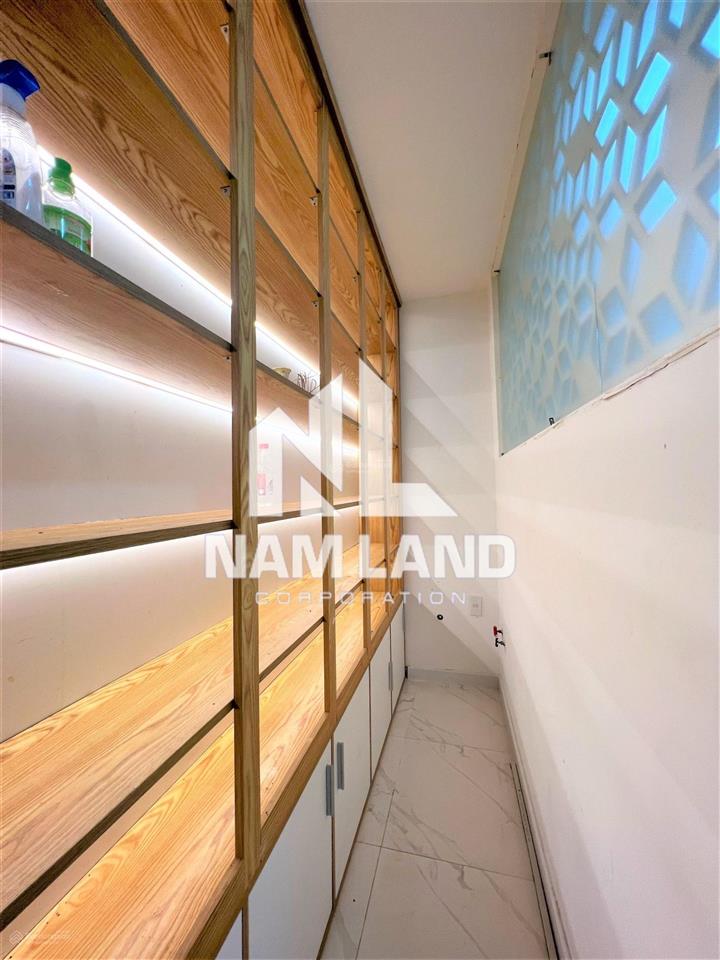 Cho thuê nhà có hầm đường cao đức lân làm văn phòng công ty, kinh doanh spa massage