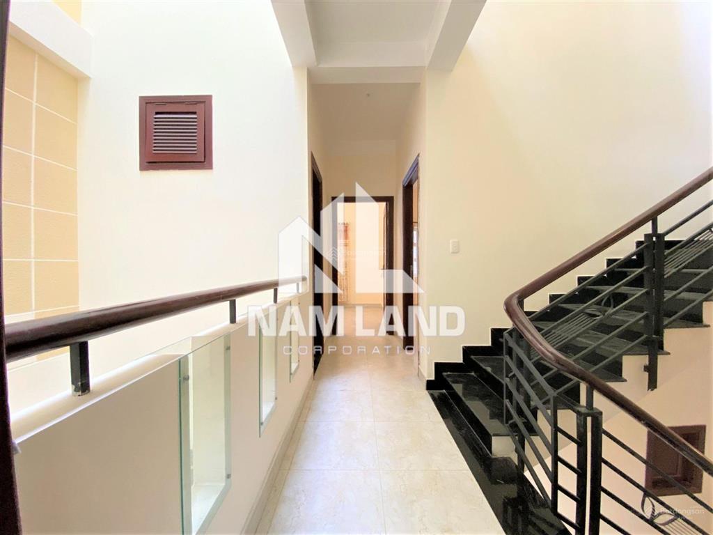 Cho thuê nhà trong khu compound lương định của thiết kế đẹp để ở gia đình, văn phòng công ty