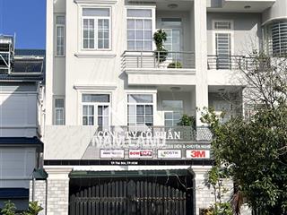 Cho thuê nhà mới xây gần đường liên phườngphước long bngang 9m làm văn phòng công tyởkinh doanh