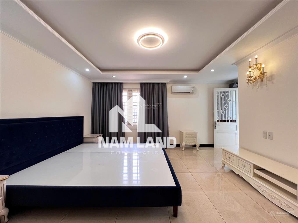 Cho thuê dài hạn nhà khu đảo kim cương gara 3 lầu 5 phòng lớn để ở, văn phòng công ty