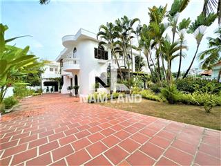 Nhà 700m2 sân vườn ngay trung tâm thảo điền 2 lầu 5 phòng lớn thiết kế hiện đại gần sông sài gòn