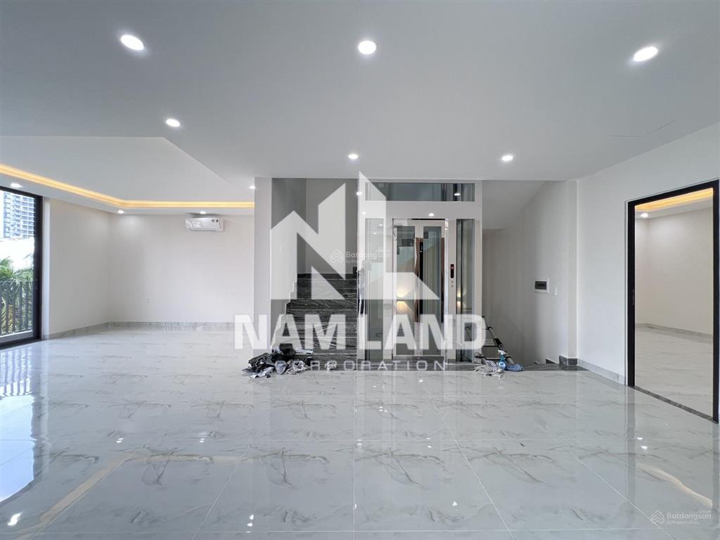 Cho thuê nhà khu đảo kim cương mới 100% hầm 4 sàn trống có thang máy giá bao rẻ