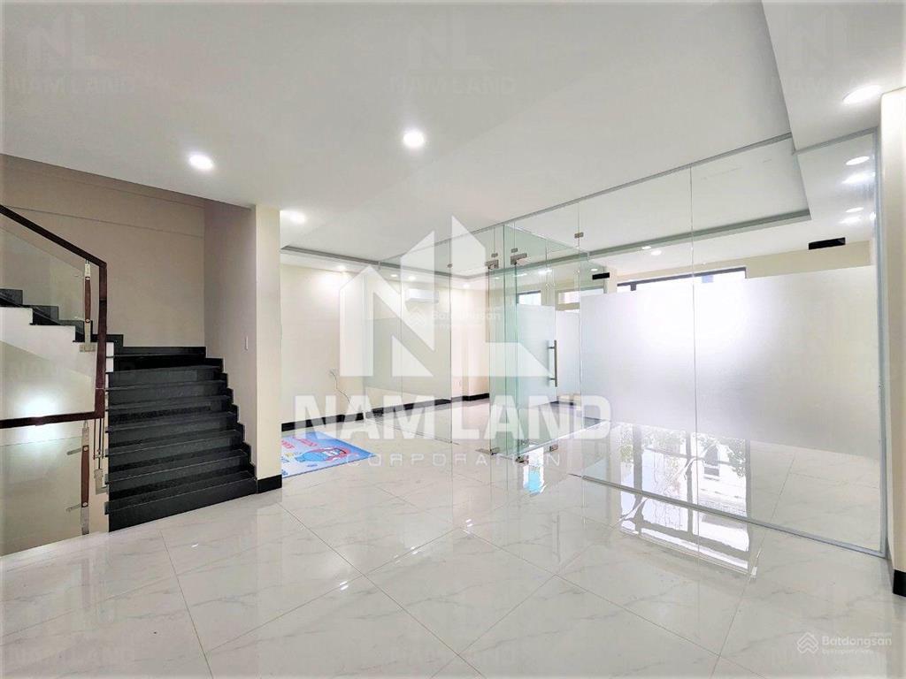 Cho thuê nhà có hầm 3 lầu đường 53 thạnh mỹ lợi để ở, văn phòng công ty giá chỉ 50 triệu