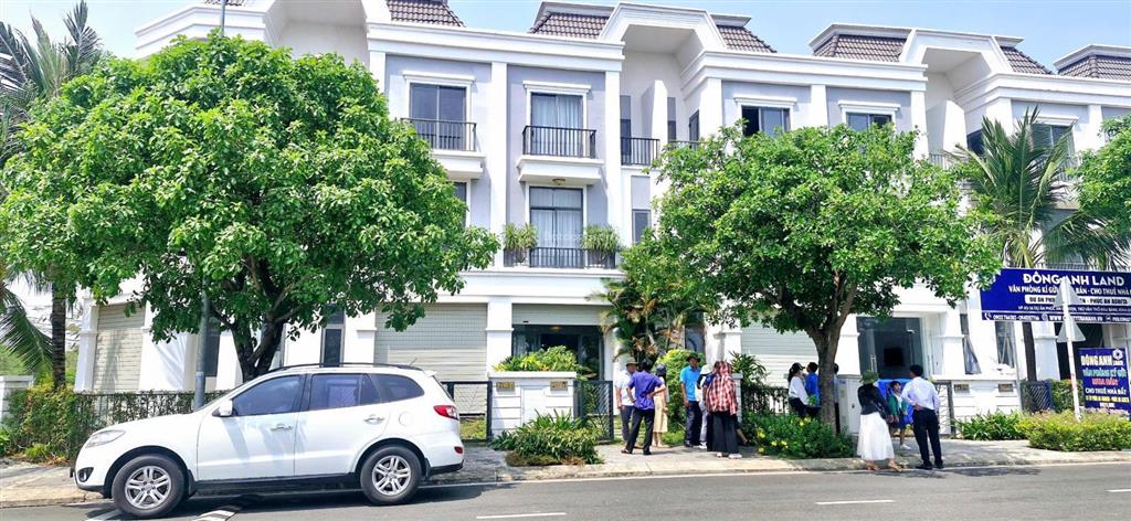 Bán shophouse 2,350 tỷ, 125m2, bàu bàng, bình dương