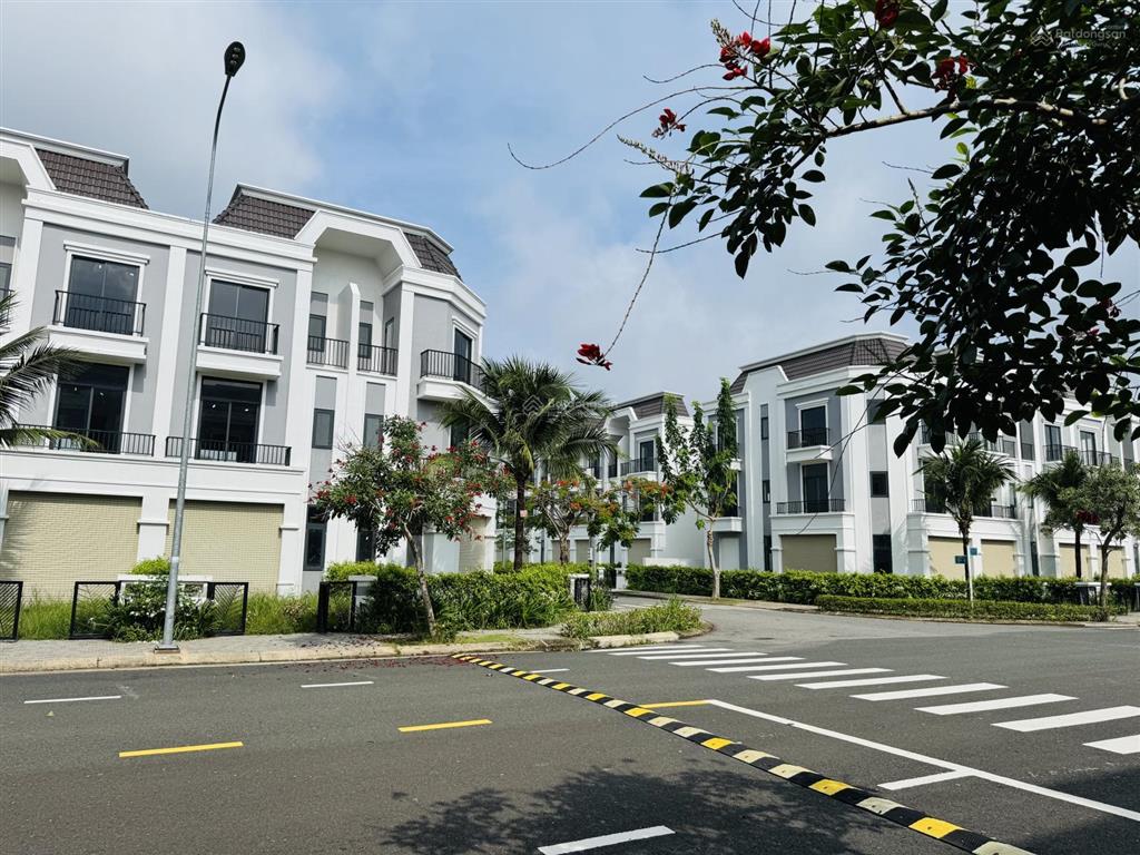 Bán biệt thự tại phúc an ashita bình dương. 3.3 tỷ bao sổ