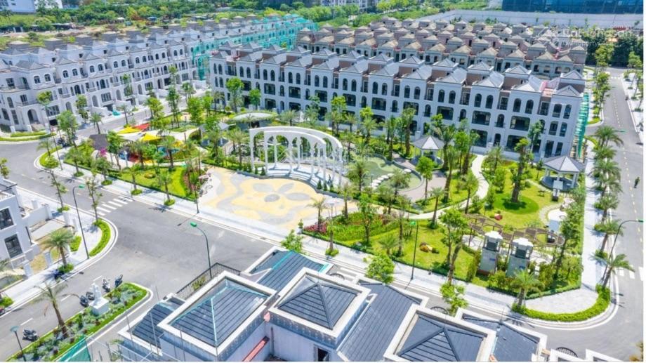 Quỹ căn ngoại giao biệt thự ciputra 180m2, giá từ 350tr/m2. 0989 862 ***