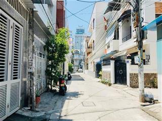 Bán đất cách bãi tắm hòn chồng 200m