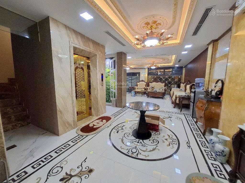 Mỹ đình ii, biệt thự thang máy, hầm để xe, đường ô tô tránh, 2 thoáng nhỉnh 38 tỷ,  0824 564 ***