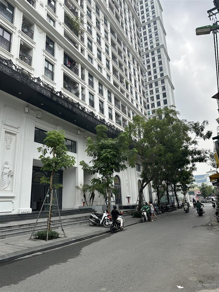 Nam từ liêm 45m2  mặt ngõ kinh doanh  phân lô  ô tô vào nhà, dừng đỗ ngày đêm hơn 14 tỷ