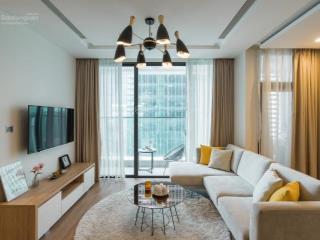 Bán gấp  2pn 2wc 70m2 full đồ giá nhỉnh 6tỷ tại season avenue.  0961 303 ***