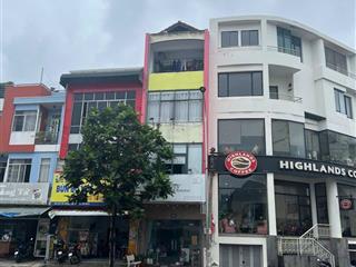 Bán nhà mặt tiền hoàng việt gần tân sơn nhất ngang 4,5m  4 tầng