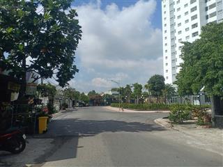 Chính chủ cần bán nền đất mặt tiền trục chính (lg 18m) khu dân cư conic boulevard, 100m2, giá 5 tỷ
