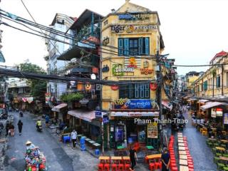 Cho thuê nhà mặt phố đinh tiên hoàng. diện tích 50m2 mặt tiền 6m  view hồ gươm cực đông khách