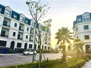 Chủ nhà cần bán căn bt mặt nam dự án jade square giá chỉ 30 tỷ bao phí. rẻ hơn căn khác 7 tỷ. tl