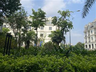 Chính chủ cần tiền bán gấp lk view vườn hoa siêu rẻ chỉ 30 tỷ.  0979 857 ***