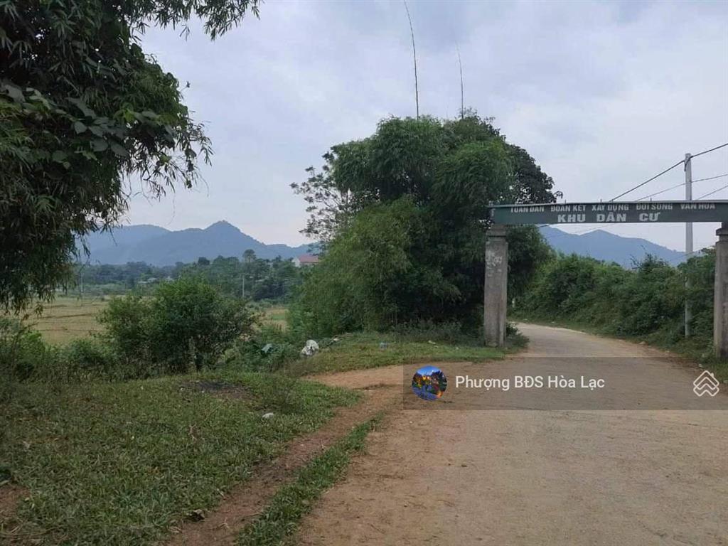 Hơn 1tỷ có lô đất 100m2 full thổ cư, nằm trên trục chính luồng lặt yên trung, gần khu cn quang tiến