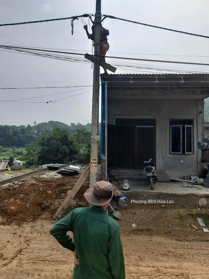 Hơn 1tỷ có lô đất 100m2 full thổ cư, nằm trên trục chính luồng lặt yên trung, gần khu cn quang tiến