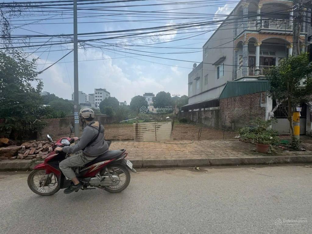 Bán 150m2 đất tái định cư bắc phú cát, gần chung cư phenika, sát đại lộ thăng long, giá hơn 80tr/m2