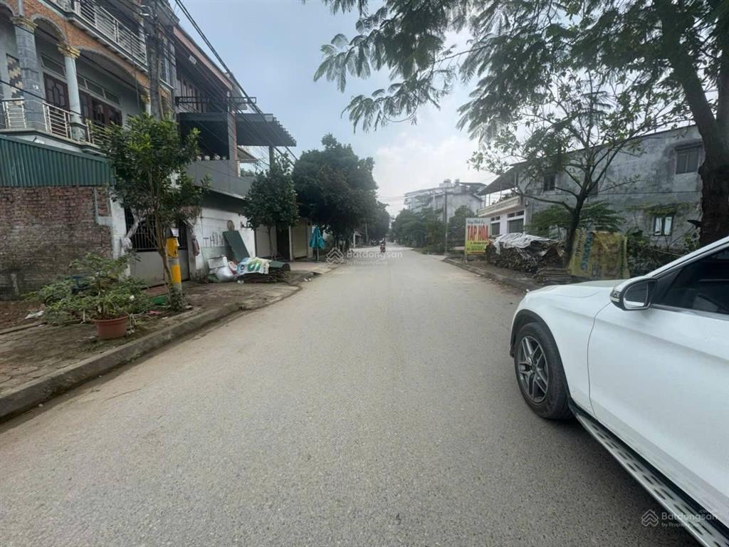 Bán 150m2 đất tái định cư bắc phú cát, gần chung cư phenika, sát đại lộ thăng long, giá hơn 80tr/m2