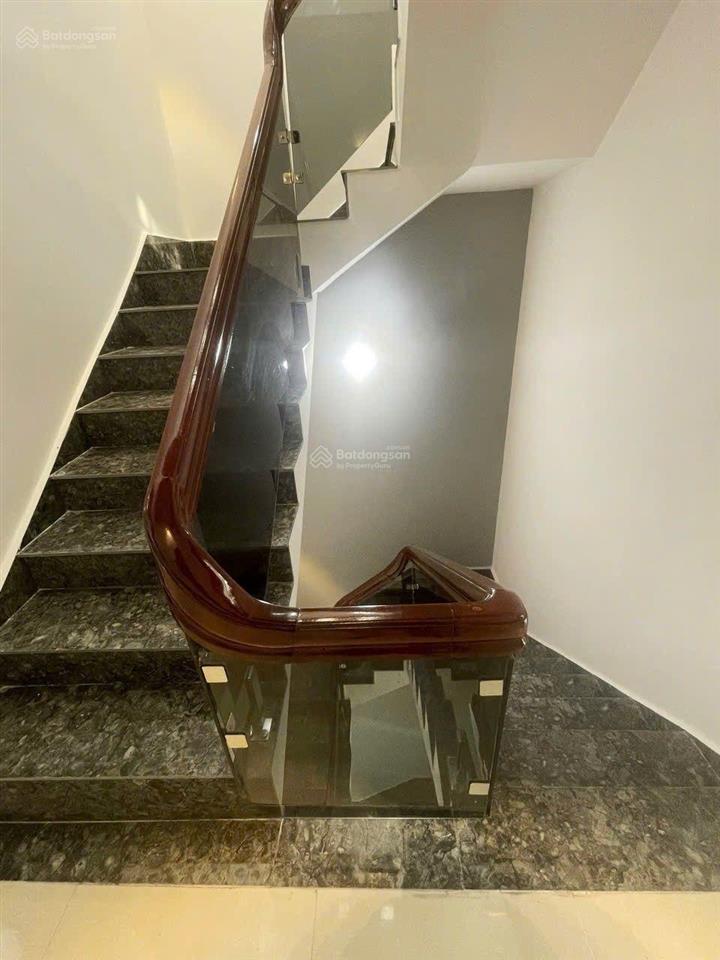 Mặt tiền kinh doanh 3,9 x 16m 4 tầng btct kiên cố. giá 14,5 tỷ tl