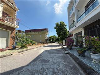 Bán nhà TĐC Sân Bay – Tràng Cát dt 59,92m2 đường nhựa rộng 6m vỉa hè mỗi bên 3m có nhà cấp 4 trên đất.  