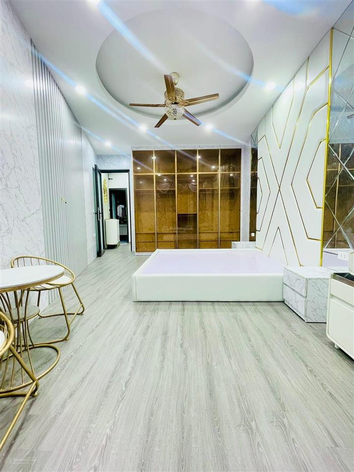 Bán nhà trường chinhđống đa mặt ngõ thông 20m ra đường ô tô dt 49m5t nội thất đẹp giá 14,2 tỷ