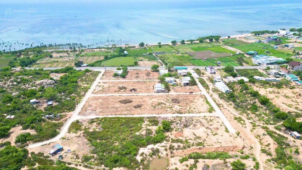 Đất nền biển ninh hải 120m², mặt tiền đường ven biển giá rẻ hơn chung cư, sổ riêng từng nền