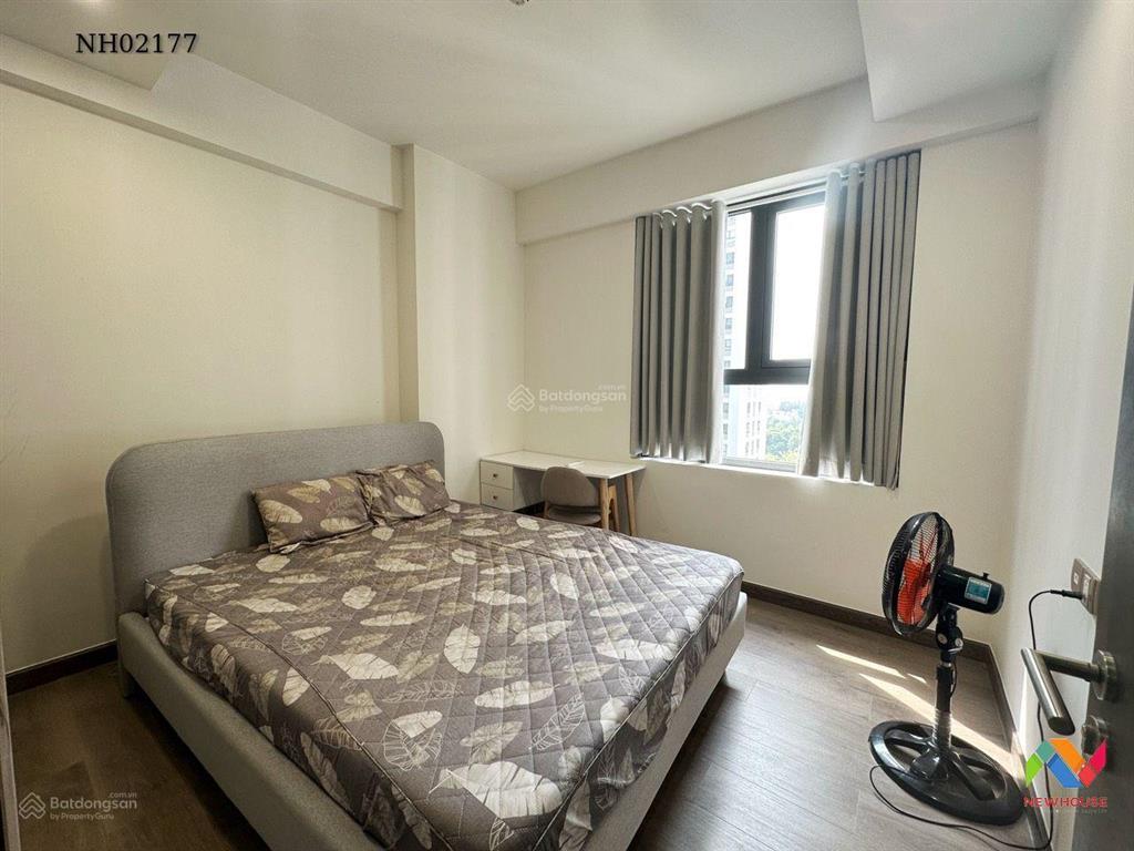 Bán nhanh ch q7 boulevard  2pn 2wc  70m2  căn góc, giá 3.050 tỷ nhận nhà ở ngay